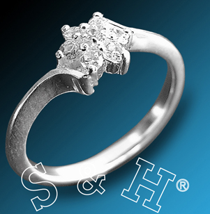 Stříbrný prsten - C